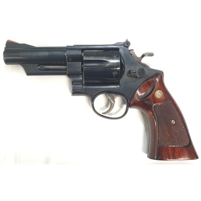 SMITH & WESSON 57