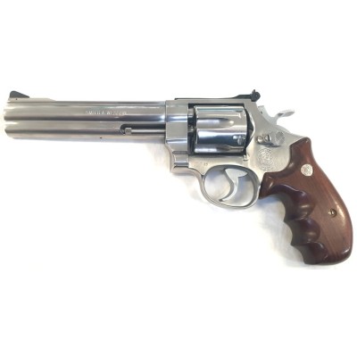 SMITH & WESSON 610
