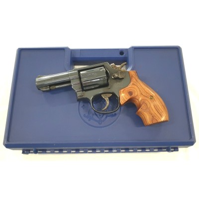 SMITH & WESSON 13