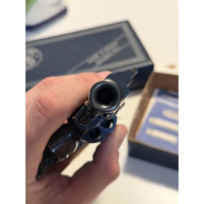 SMITH & WESSON 19