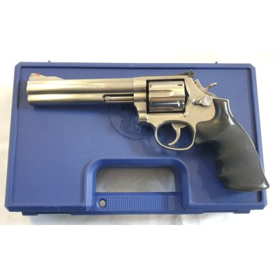 SMITH & WESSON 686