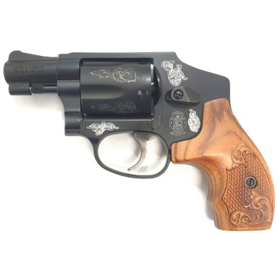 SMITH & WESSON 442 "Centennial Airweight"